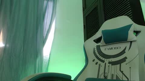 camilo_contre21 online show from February 25, 7:47 pm