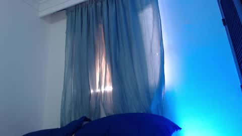 camilo_contre21 online show from February 27, 8:31 pm