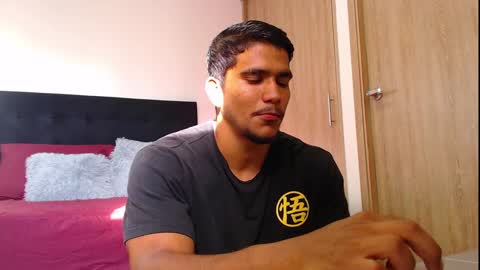 camilo_contre21 online show from September 22, 9:28 pm