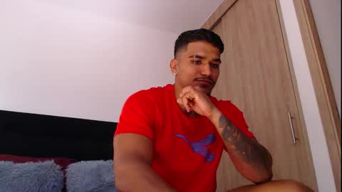 camilo_contre21 online show from September 29, 7:19 pm