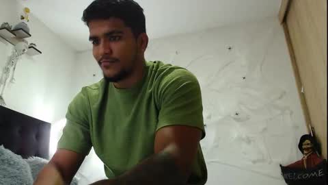 camilo_contre21 online show from October 14, 5:58 pm