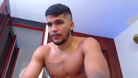 Snapshot of camilo_contre21 chatting on July 6, 6:54 pm camilo_contre21 online show from July 6, 6:54 pm