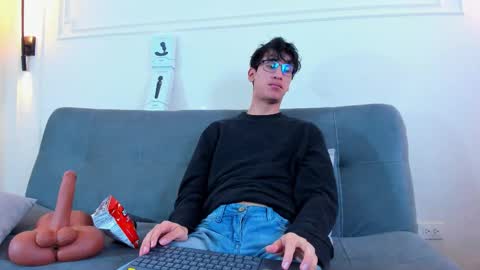 Camilo online show from December 14, 3:12 am