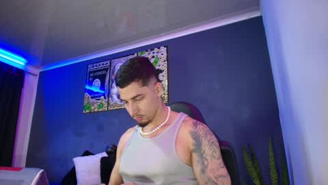 Snapshot of camiloalvarezzz3 chatting on December 29, 6:16 pm CAMILO online show from December 29, 6:16 pm