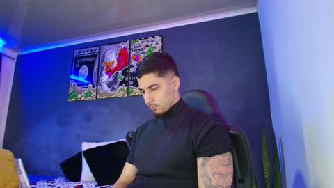 Snapshot of camiloalvarezzz3 chatting on January 7, 1:14 pm CAMILO online show from January 7, 1:14 pm