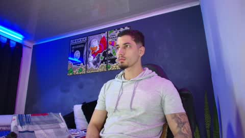 Snapshot of camiloalvarezzz3 chatting on January 15, 12:36 pm CAMILO online show from January 15, 12:36 pm
