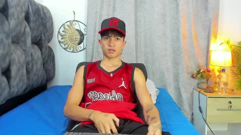 Camilo Bass online show from April 7, 2:01 am