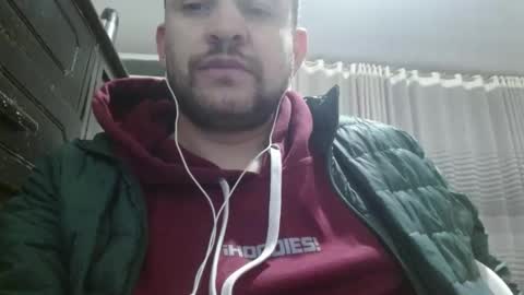 Snapshot of camiloking17 chatting on December 15, 8:41 am camilo online show from December 15, 8:41 am