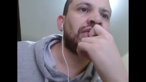 Snapshot of camiloking17 chatting on January 25, 3:09 am camilo online show from January 25, 3:09 am