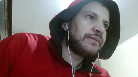 Snapshot of camiloking17 chatting on January 25, 11:44 am camilo online show from January 25, 11:44 am