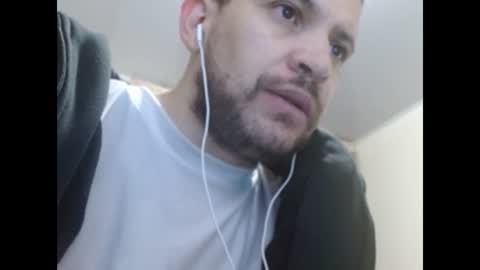 Snapshot of camiloking17 chatting on January 27, 1:05 am camilo online show from January 27, 1:05 am