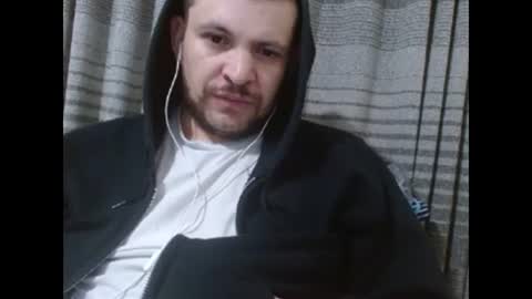 Snapshot of camiloking17 chatting on January 27, 5:36 am camilo online show from January 27, 5:36 am