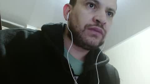 Snapshot of camiloking17 chatting on February 1, 10:15 am camilo online show from February 1, 10:15 am