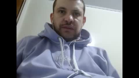 Snapshot of camiloking17 chatting on February 2, 9:51 am camilo online show from February 2, 9:51 am