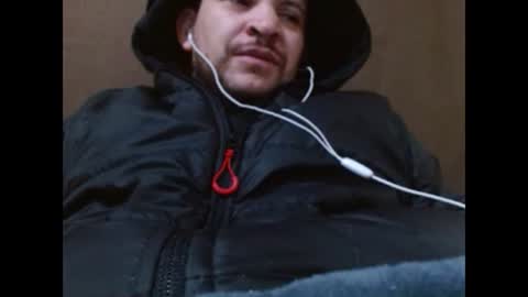 Snapshot of camiloking17 chatting on February 5, 7:07 am camilo online show from February 5, 7:07 am