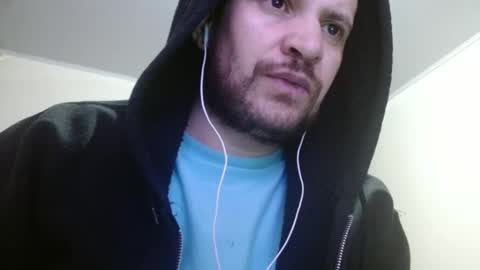 Snapshot of camiloking17 chatting on February 9, 4:40 pm camilo online show from February 9, 4:40 pm