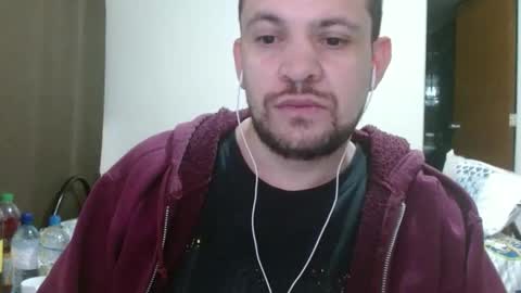 Snapshot of camiloking17 chatting on March 2, 3:02 am camilo online show from March 2, 3:02 am