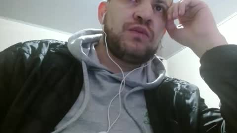 Snapshot of camiloking17 chatting on September 15, 5:18 am camilo online show from September 15, 5:18 am