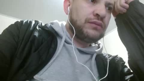 Snapshot of camiloking17 chatting on September 17, 6:26 am camilo online show from September 17, 6:26 am