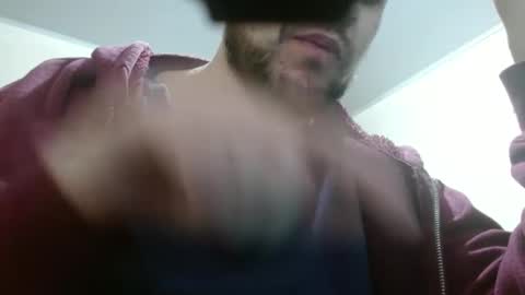 Snapshot of camiloking17 chatting on September 23, 1:41 am camilo online show from September 23, 1:41 am