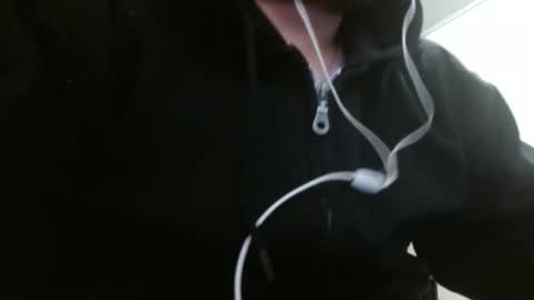 Snapshot of camiloking17 chatting on October 9, 8:12 am camilo online show from October 9, 8:12 am