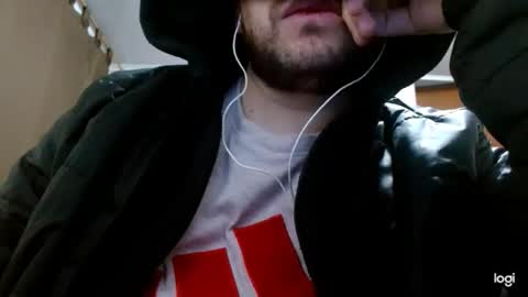 Snapshot of camiloking17 chatting on October 25, 12:29 am camilo online show from October 25, 12:29 am