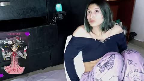 Cami  online show from April 8, 3:50 am