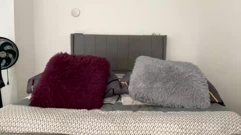 camilor_30 online show from March 20, 11:48 am