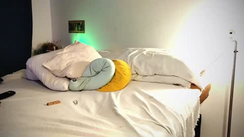 camilo online show from February 6, 4:42 am