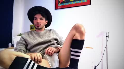 camilo online show from February 9, 8:13 pm