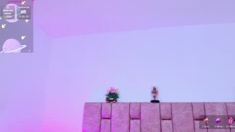 camiluxe online show from November 9, 7:12 pm