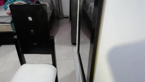 camipsthe online show from March 25, 11:22 pm