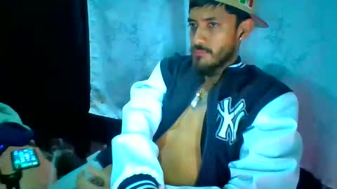 Snapshot of camisitas737 chatting on February 18, 8:43 am camisitas737 online show from February 18, 8:43 am