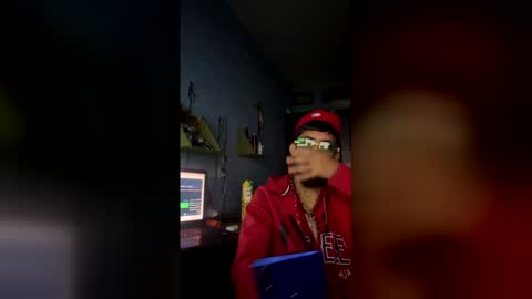 Snapshot of camisitas737 chatting on February 23, 3:15 am camisitas737 online show from February 23, 3:15 am