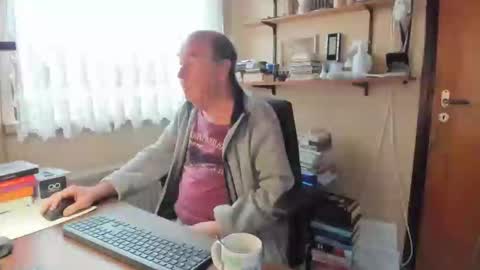 Snapshot of cammee chatting on January 30, 12:48 pm Cammee online show from January 30, 12:48 pm