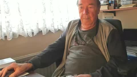 Cammee online show from January 16, 1:26 pm