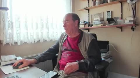 Snapshot of cammee chatting on February 9, 8:18 am Cammee online show from February 9, 8:18 am