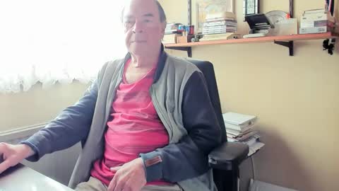 Snapshot of cammee chatting on February 15, 9:52 am Cammee online show from February 15, 9:52 am