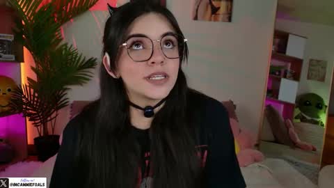   Lets reach 200 thumbs up  online show from September 8, 7:02 pm