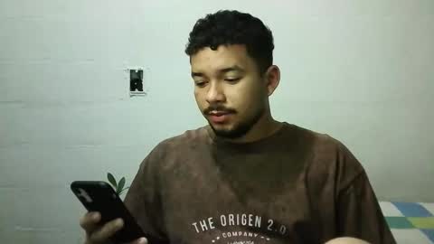 Snapshot of camrichard chatting on May 20, 4:40 am Richard online show from May 20, 4:40 am