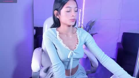 Snapshot of camyfoxx chatting on October 14, 11:44 am Camy online show from October 14, 11:44 am