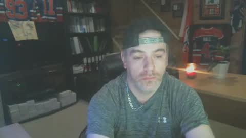 Snapshot of canadianboi6969 chatting on December 25, 8:40 am CanadianBacon6969 online show from December 25, 8:40 am