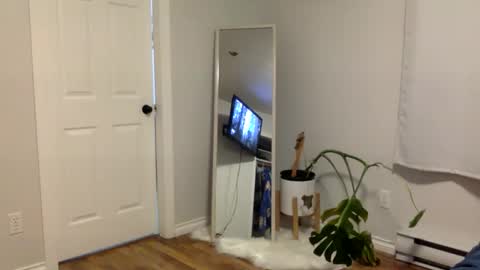 Snapshot of canadiankinksters12345 chatting on October 24, 3:25 am canadiankinksters12345 online show from October 24, 3:25 am