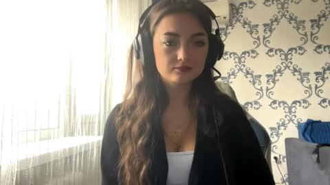 Kate online show from October 31, 8:04 am