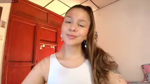Snapshot of candase_ chatting on June 14, 8:11 pm Candase online show from June 14, 8:11 pm