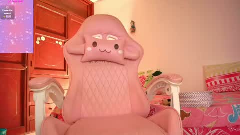 Snapshot of candase_ chatting on July 25, 1:58 am Candase online show from July 25, 1:58 am