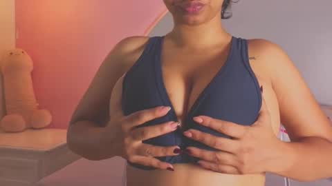 Snapshot of candela_cool chatting on February 21, 2:18 pm Candela online show from February 21, 2:18 pm