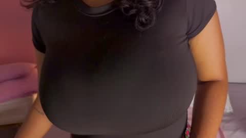 Snapshot of candela_cool chatting on June 21, 1:57 pm Candela online show from June 21, 1:57 pm