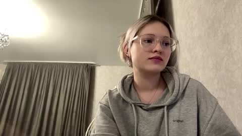 Snapshot of candelariahile chatting on February 8, 2:09 pm candelariahile online show from February 8, 2:09 pm