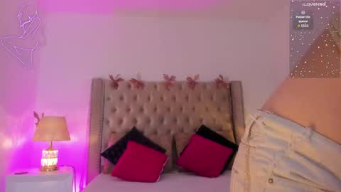 Candie  online show from June 3, 12:30 pm